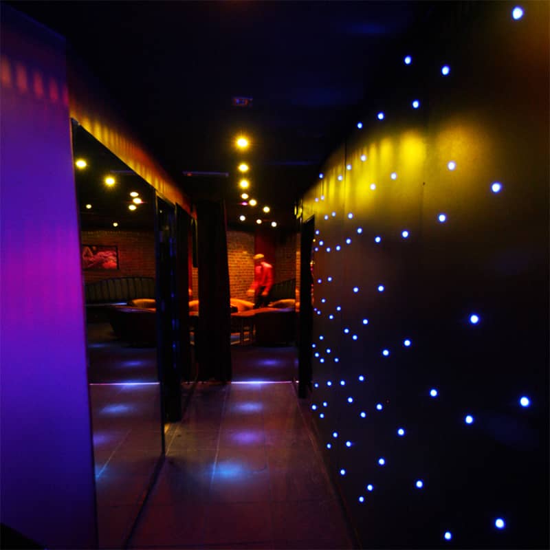 liberte-gentlemans-strip-club-4